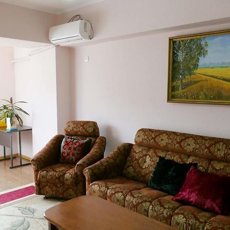 Bishkek Apartment Central Bagian luar foto