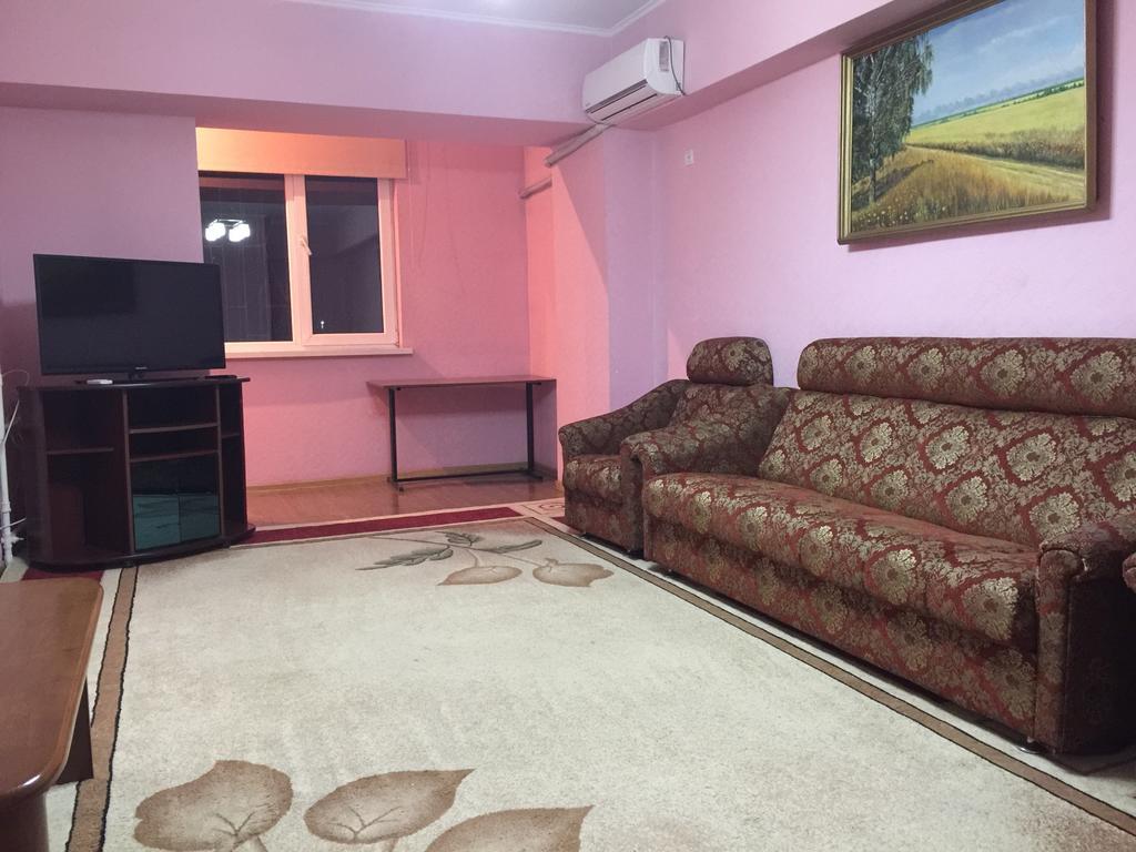 Bishkek Apartment Central Bagian luar foto